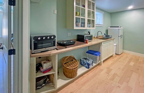 Richmond Apartamento | Secluded apt near the lake with mountain views, washer/dryer, firepit, fast WiFi