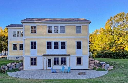 Richmond Apartamento | Secluded apt near the lake with mountain views, washer/dryer, firepit, fast WiFi