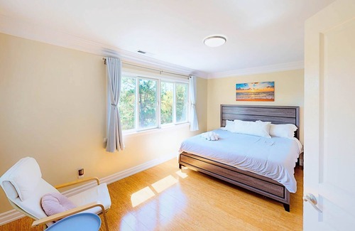 Belmont Casa | Secluded Belmont Getaway