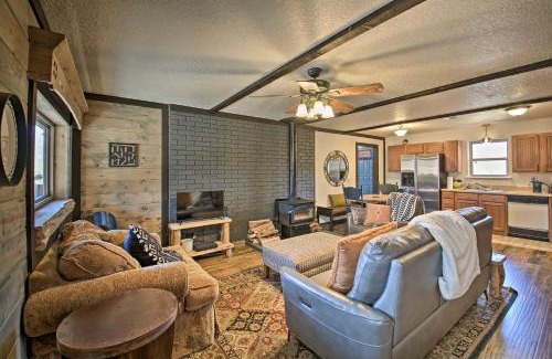 Boles Casa | Secluded Boles Home Near River Pets Welcome!