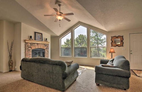 Boulder Casa | Secluded Boulder House - Next to National Forests!