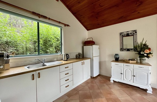 Wheeny Creek Cabaña | Secluded bushland escape in the Colo Valley