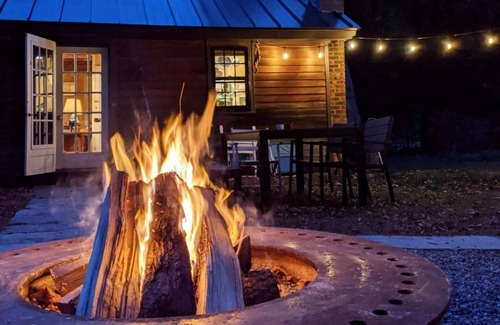 Falls Village Cabina | Secluded Cabin for the Perfect Weekend Escape