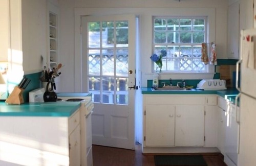 Wareham Cabaña | Aislado Cottage Cape Cod, con pista de tenis y playa privada