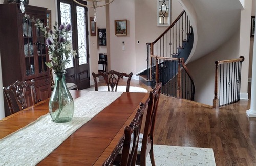 Stevensville Casa | Secluded Castle at Love Point