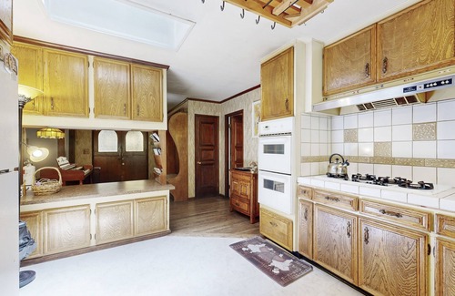 Woodlands Casa | Secluded Charming house with private hot tub, and patio