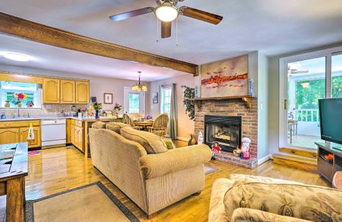 Chattanooga Casa | Secluded Chattanooga Getaway with Deck and Yard!