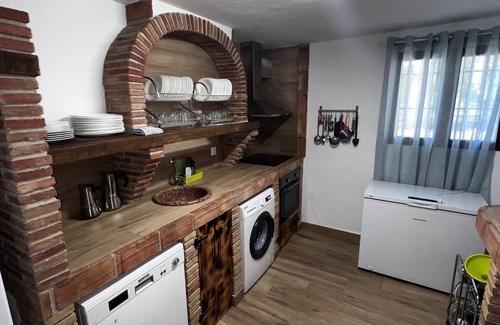 Campocamara Cabaña | Casa rural independiente con vistas a la Sierra de Cazorla, hasta 14 personas