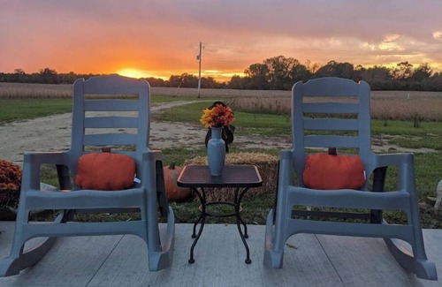 Berrien Springs Cabina | Secluded Country Cabin