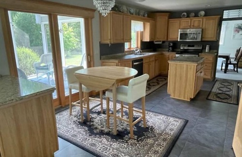 Black Wolf Casa | Secluded Country Home on 6 Acres