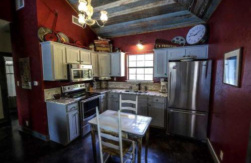 Wimberley Casa | Secluded Couples' Getaway Cabin with Private Pool by Cypress Creek in Texas Hill Country