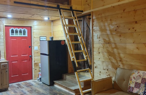 Sloans Valley Cabina | Secluded, cozy cabin in the woods - rustic but with all modern conveniences!