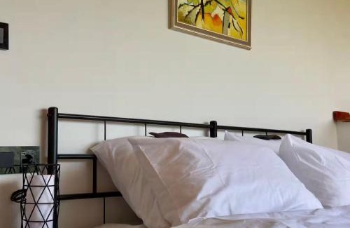 Dolni Maryan Otro | Secluded Dome Retreat near Elena & Bikes