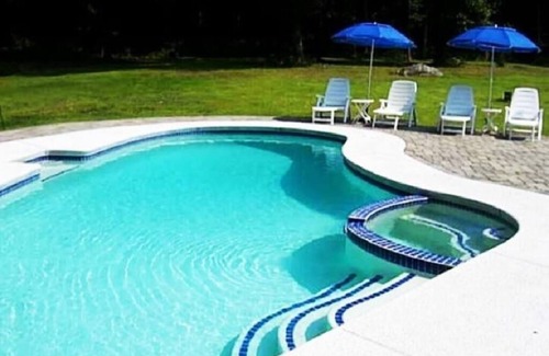 Westbrook Casa | Secluded Family escape w/ pool & jacuzzi