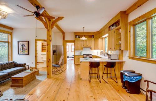 Hawley Casa | Secluded Family Getaway with On-Site Creek in Hawley