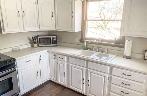 Norwalk Casa | Secluded Farmhouse Retreat in Norwalk