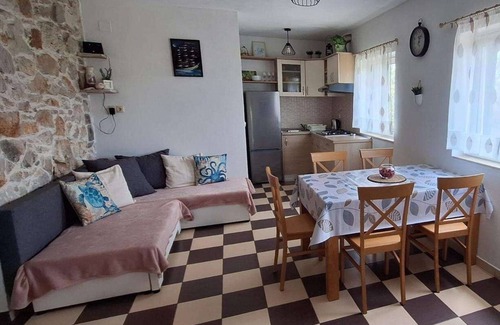 Tkon Casa | Casa de pescador para vacaciones junto al mar Bahía Druce, Pasman (K-23356)