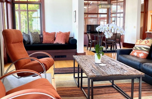 Tiburon Casa | Secluded, gated, single level home on 5 acres with direct open space access