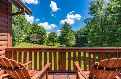 Ennice Casa | Secluded Getaway- 10 Mins to Blue Ridge Parkway, Sleeps 8, Hot Tub, Fire Pit