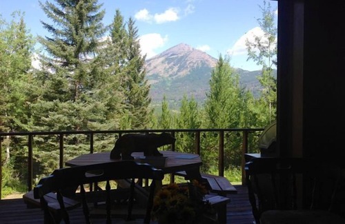 Essex Cabina | Aislado Glacier Meadow Log Home $ 300. 00 - $ 400. 00 por noche