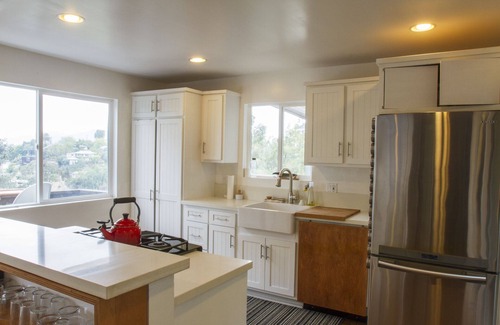 Elysian Heights Casa | Secluded hide away in the hills