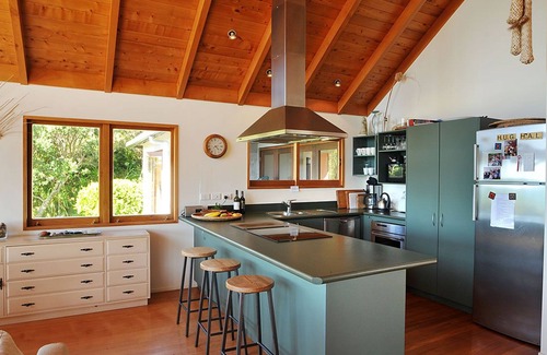 Waiotahi Casa | Casa aislada colina con impresionantes vistas de la playa