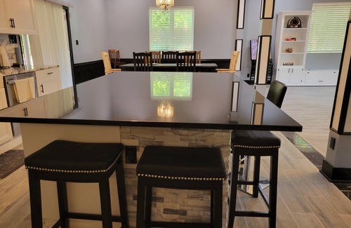 South Kansas City Casa | Secluded home