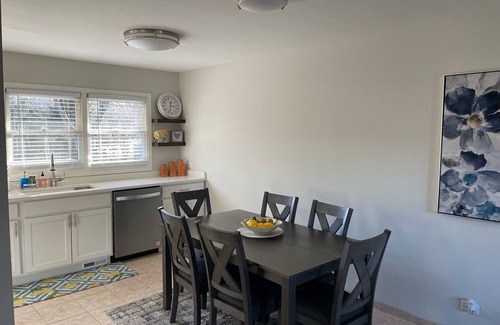 Libertyville Casa | Secluded Home W/ Large Deck for Family Gatherings