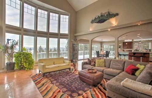 Post Falls Casa | Secluded Home with Pool about 14 Mi to Coeur dAlene!