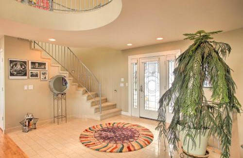 Post Falls Casa | Secluded Home with Pool about 14 Mi to Coeur dAlene!
