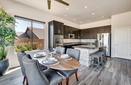 Gold Canyon Casa | Secluded Home with Pool in Superstition Foothills: Captivating Views All Around