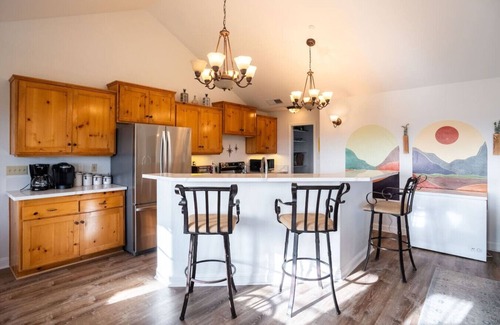 Ranchita Casa | Country Hot Tub Hideaway with Amazing Views on 40 Acres. Stargazer's dream house