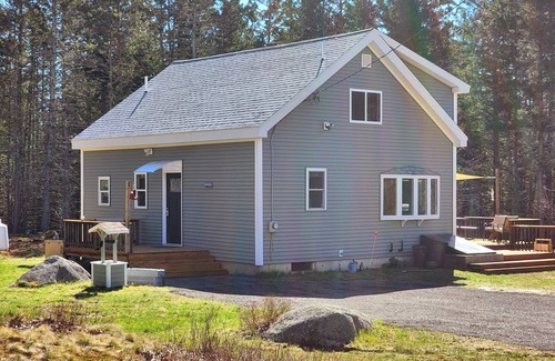Deer Isle Casa | Secluded house just minutes away from Deer Isle/Stonington villages and beaches!