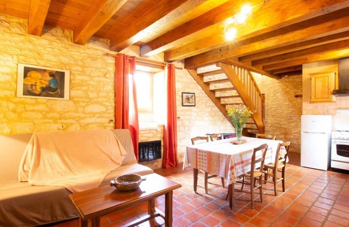 Borreze Cabaña | Escapada Rural en el Corazón del Périgord: Piscina, Naturaleza y Confort