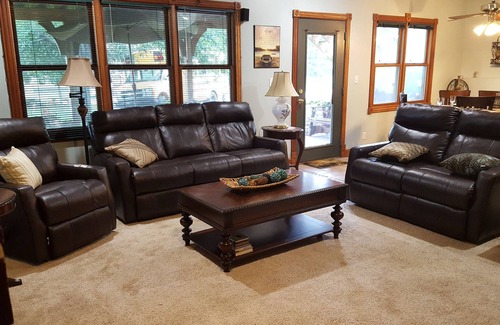 Harrisonville Cama Y Desayuno | SECLUDADO, CON 2 HABITACIONES