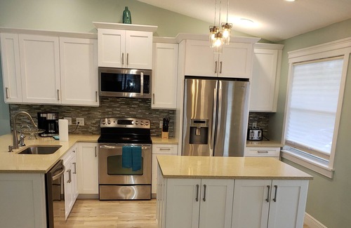 Jupiter Casa | Aislado King and Queen Open Concept Guest house