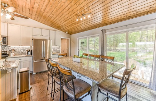 Mineral Casa | Secluded Lakefront Gem W/ Free WiFi, Two-Level Deck, Private Dock & Great Views