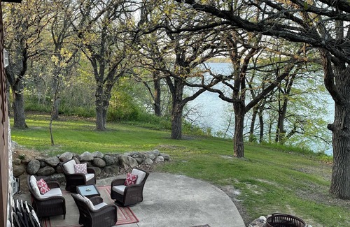 Jackson Cabina | Aislado Lakefront Lodge en el área de los Grandes Lagos de Iowa