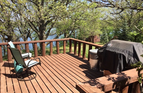 Jackson Cabina | Aislado Lakefront Lodge en el área de los Grandes Lagos de Iowa