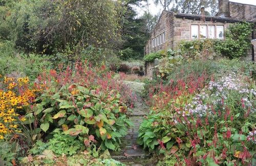 Ainley Top Cabaña | Casa aislada de piedra aislada de grado 11, cerca de Slaithwaite, familia y mascotas