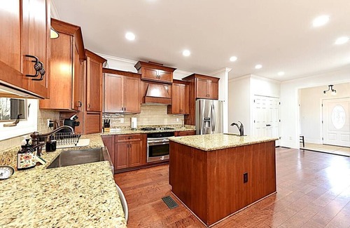 Willard Casa | Secluded Lodge 8acres Hot Tub, Pingpong pedalboat!