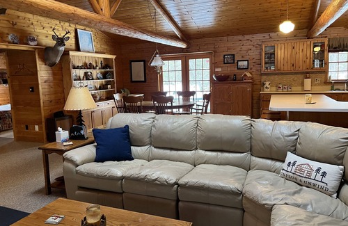 Cheboygan Casa | Secluded Log Cabin and Guest House Close to Mackinaw City!