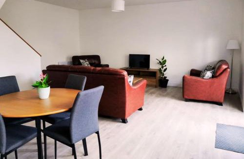 Castletown-Geoghegan Apartamento | Secluded Modern Guest House