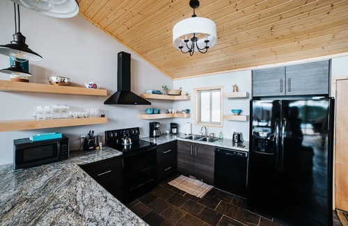 Trion Cabina | Casa contemporánea, privada de 12 acres con vistas, TODO EL AÑO NADADA SPA Y TINA CALIENTE