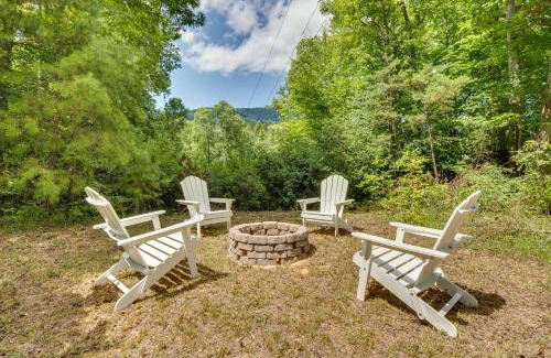 Old Fort Casa | Secluded Mountain Retreat 30 Mi to Asheville!