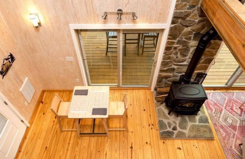 Roseland Cabina | Secluded Mountain Treehouse w/ Panoramic Views nea