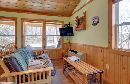 Bryson City Casa | Secluded Nantahala Gone Hunting Cabin with Hot Tub