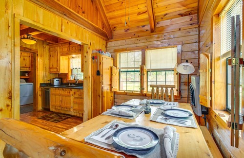 Oakland Cabina | Secluded Oakland Cabin w/ Private Yard!
