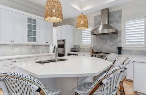 Ocean Ridge Casa | SECLUDED OCEAN VIEW COASTAL ESTATE