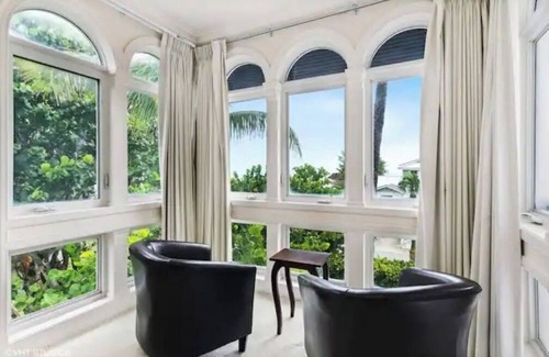 Ocean Ridge Casa | SECLUDED OCEAN VIEW COASTAL ESTATE